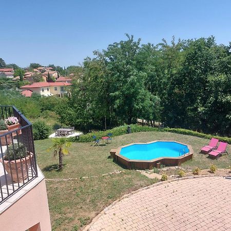 Ferienwohnung Comme Dans Un Ecrin - T2 De 50 M² Avec Jardin, Terrasse Et Piscine Vernaison Exterior foto